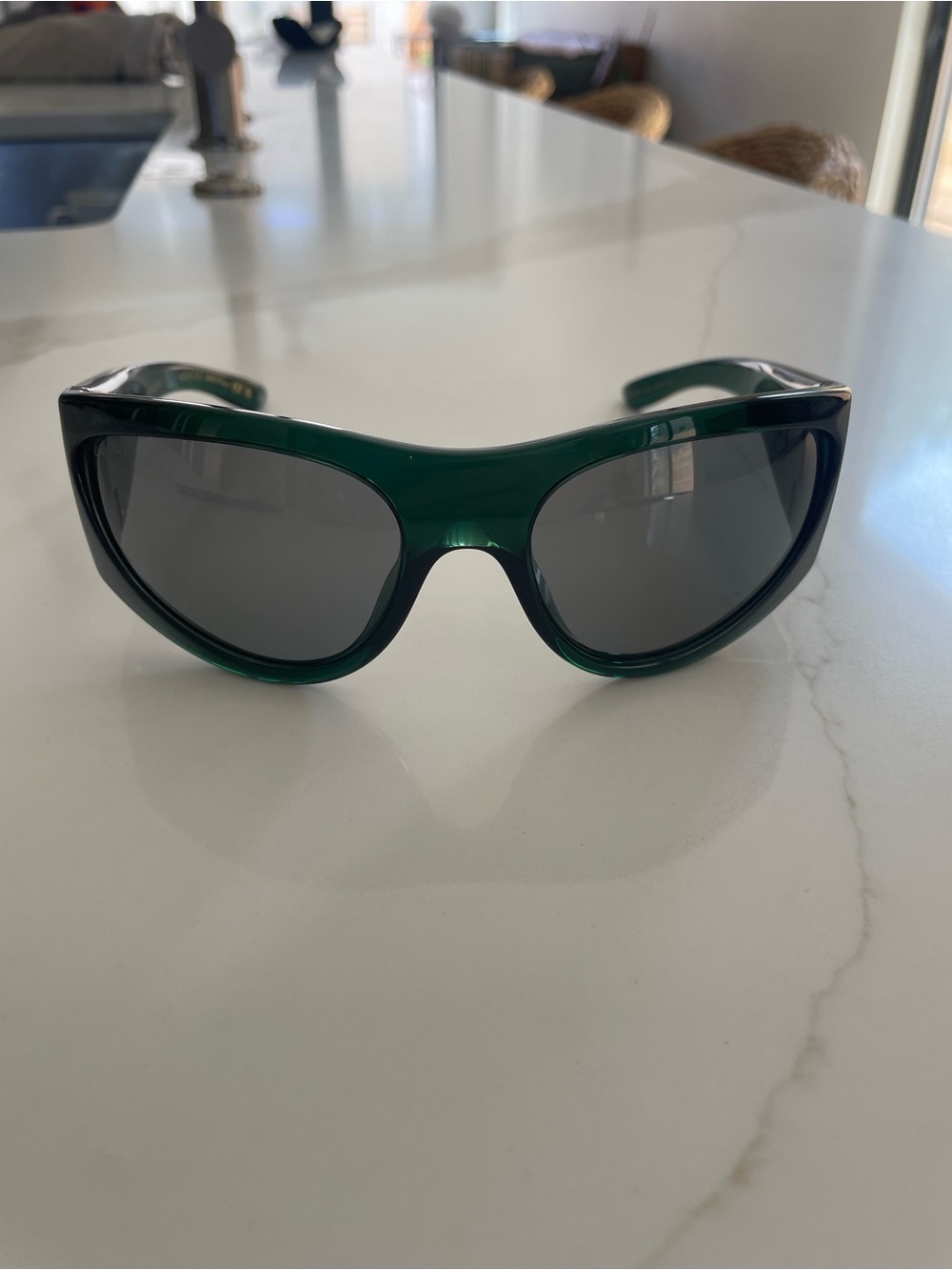 Men’s Gucci Sunglasses -
Green w/ grey lenses - Picture 3 of 9